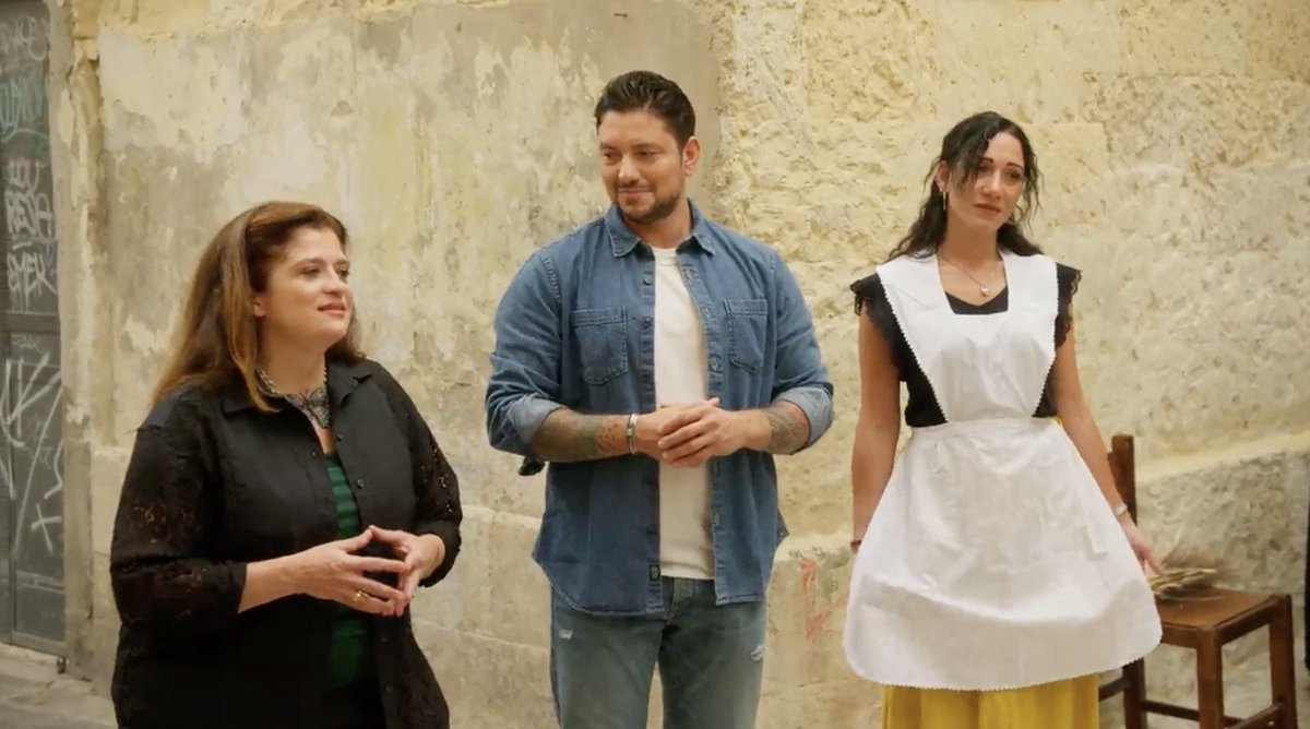 In Puglia, Italy, nonnas set up tables in the streets and make pasta from scratch there all day 🍝 Orecchiette, tria and maccheroni are the most-traditional shapes, all formed by hand 🤌 #CiaoHouse > Tonight @ 8|7c