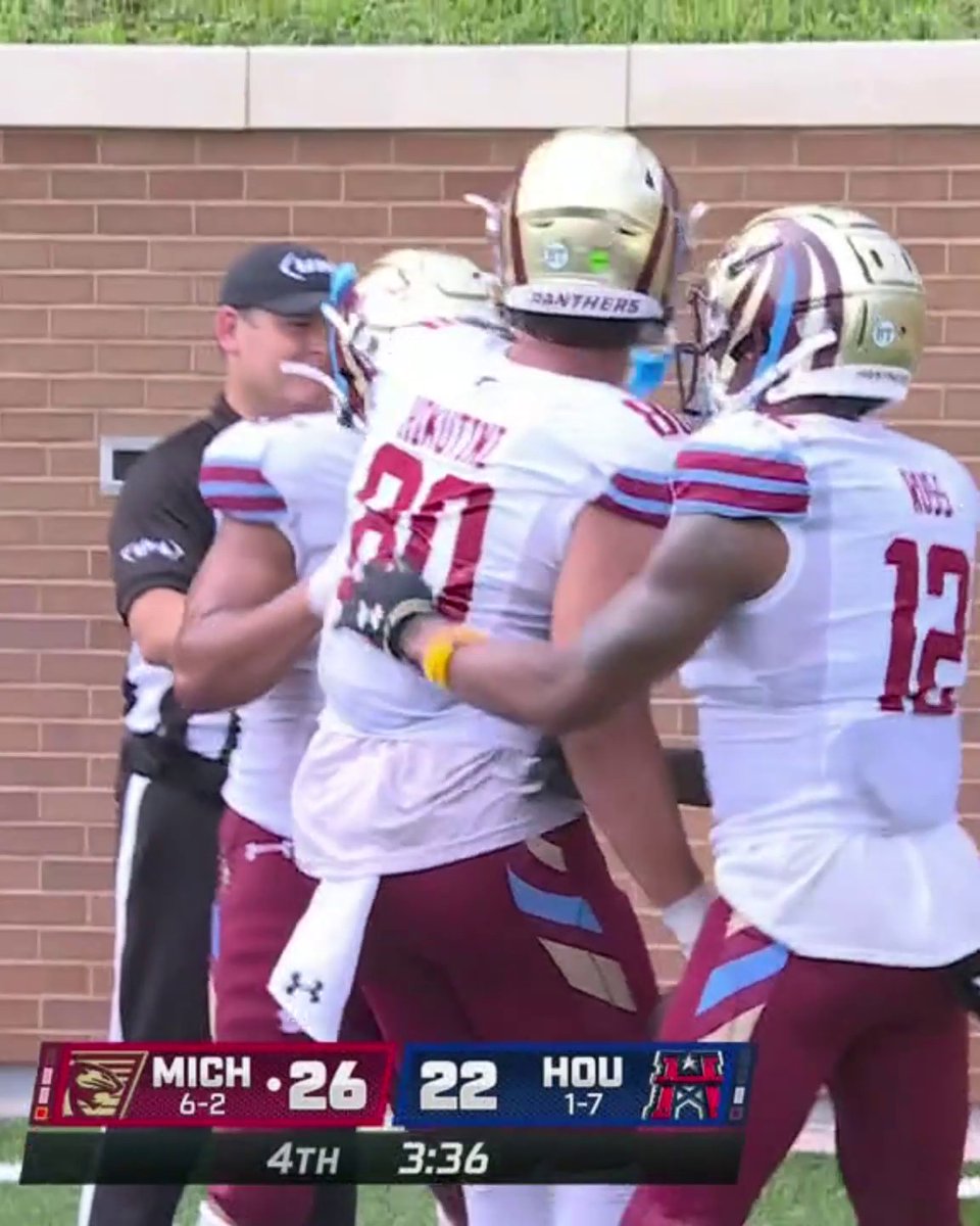 The Michigan Panthers come back from being down double digits to get a win on the road 💪