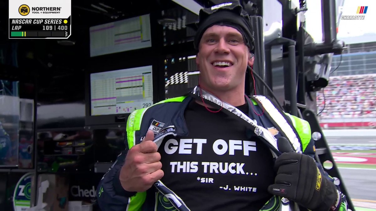 "GET OFF THIS TRUCK!" 😂🏁