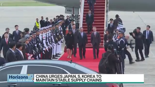 Leaders from China, Japan and South Korea started their first formal three-way summit since 2019. Chinese Premier Li asked Japan PM Kishida and South Korean President Yoon to reject playing bloc politics and decoupling from China. Minmin Low reports