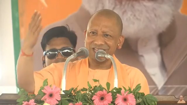 श्री अयोध्या धाम और काशी के बाद अब हम मथुरा की तरफ जा रहे हैं। हम ही जाएंगे...