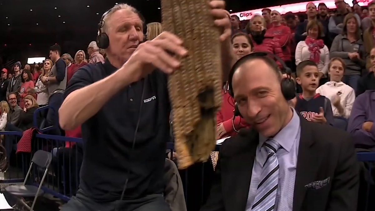 "I love you, but don't tell anybody." Bill Walton's longtime broadcast partner Dave Pasch reflects on one of his favorite memories of his friend ❤️
