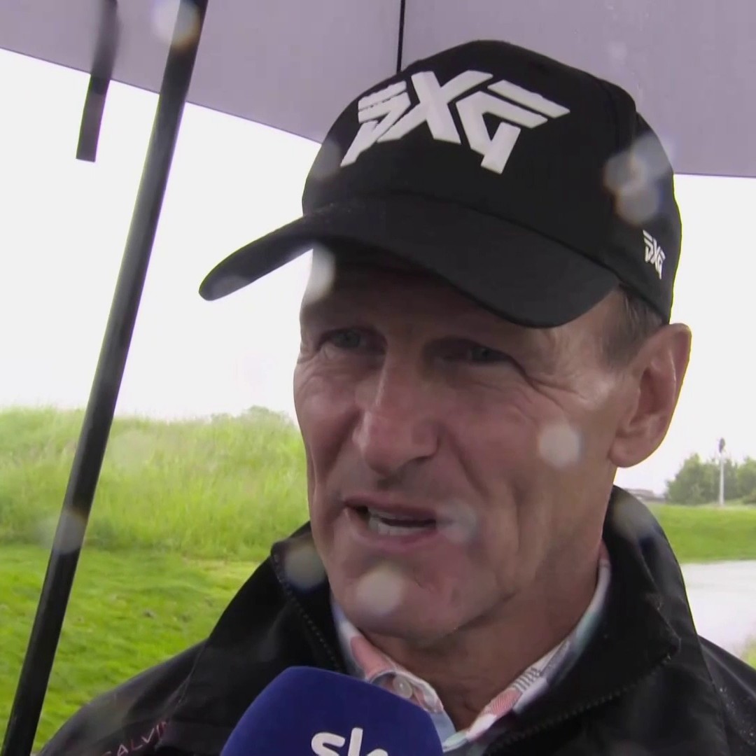 "It's a fantastic end to the season but it's still not good enough" Teddy Sheringham discusses Erik ten Hag's future as Man United manager 🔴