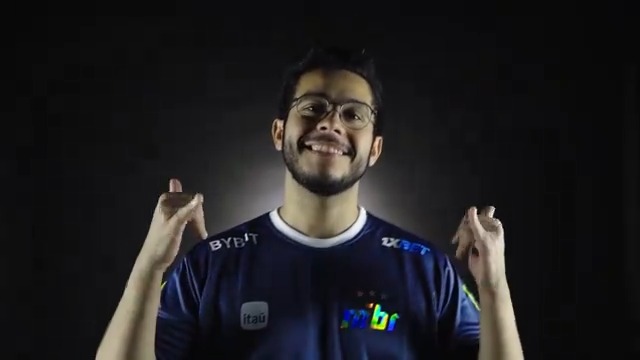 VCS ACHARAM MESMO QUE A GENTE FICARIA LONGE DO LOBBY DO ALASTRO? 😎 Seja muito bem-vindo, Lucas Benedito Lopes! 💙