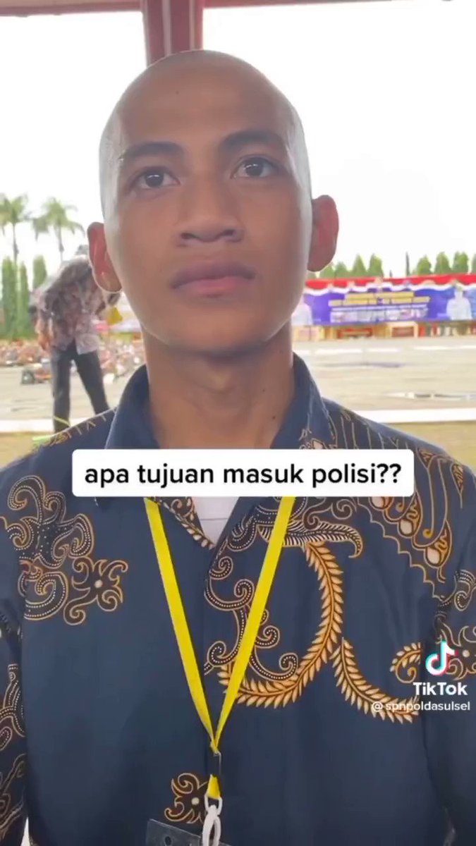Yang mengatur ruang siber :