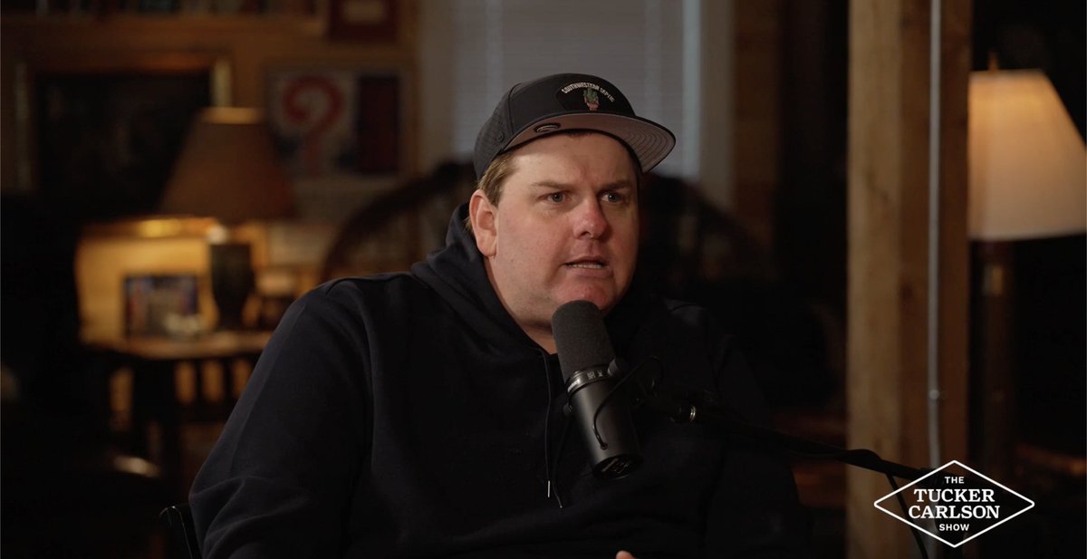 Tim Dillon (0:45) Disney World and Disney Adults (9:58) The Life of a Comedian (35:53) Los Angeles in 2024 (1:05:20) Cancel Culture (1:16:49) Tony Blinken Singing in Ukraine (1:52:40) The Worst Tim Dillon Ever Bombed