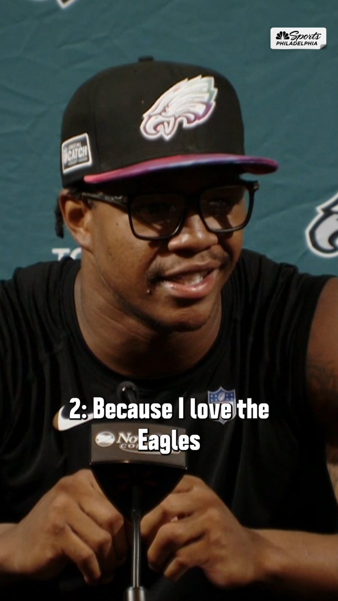 Is it football season yet? 😅 Nolan Smith got us fired up with this gem from Eagles OTAs 🦅