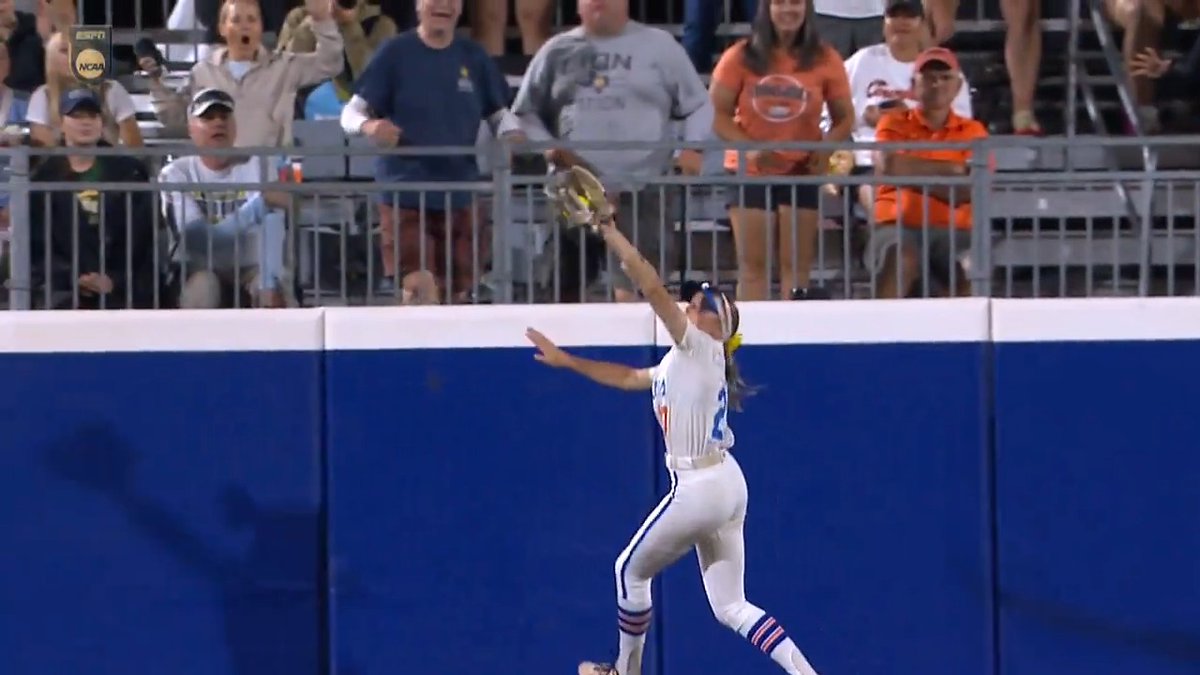 TAKEN AWAY 😱 #WCWS x 🎥 ESPN2 / Gators Softball