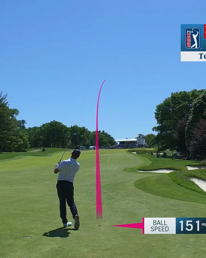 A hole-out eagle on the hardest hole on the course?! 😲 Gary Woodland cards his second eagle of the day from 216 yards RBC Canadian Open!