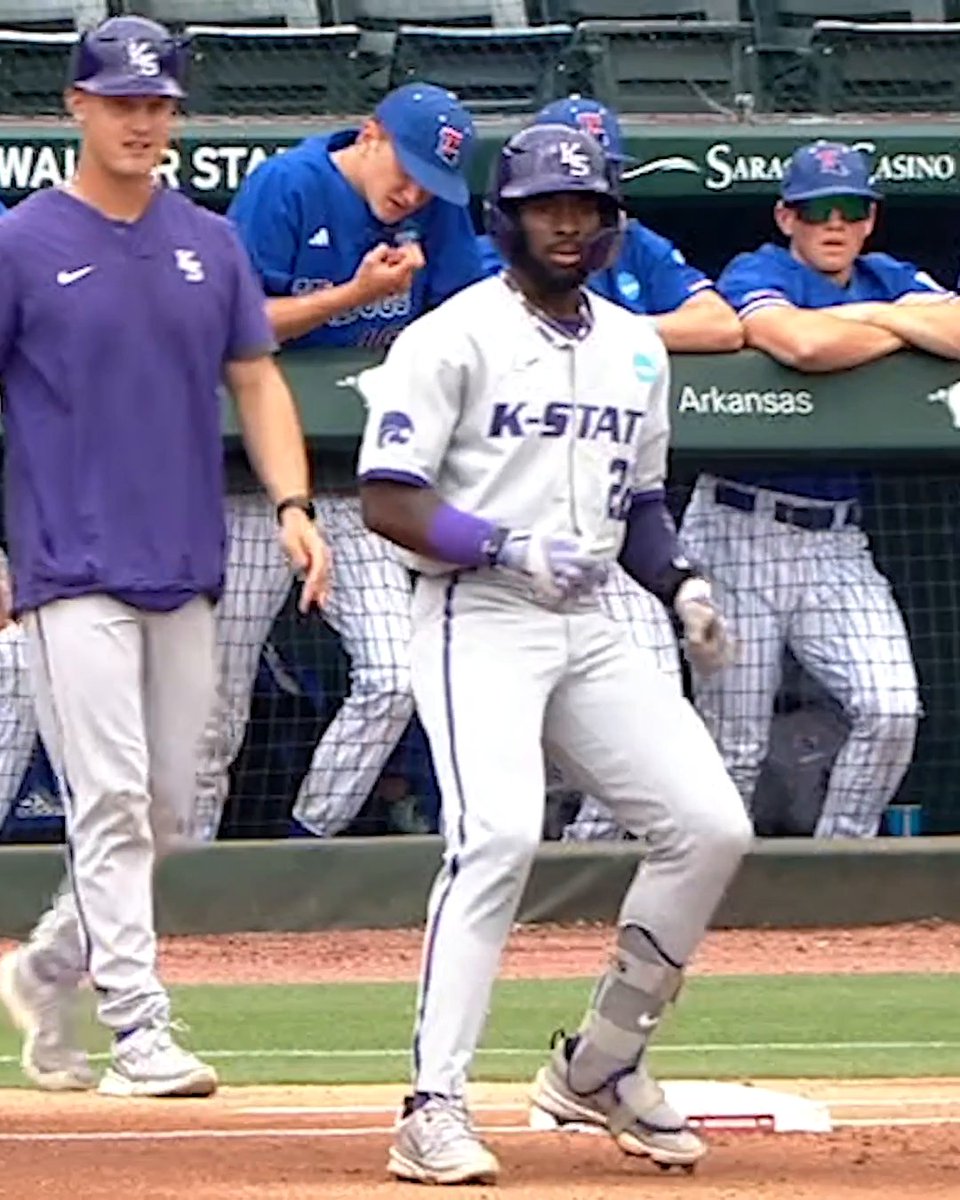 Kaelen Culpepper hits a cycle 🤯 He is only the fourth player in K-State history to hit for the cycle 😮