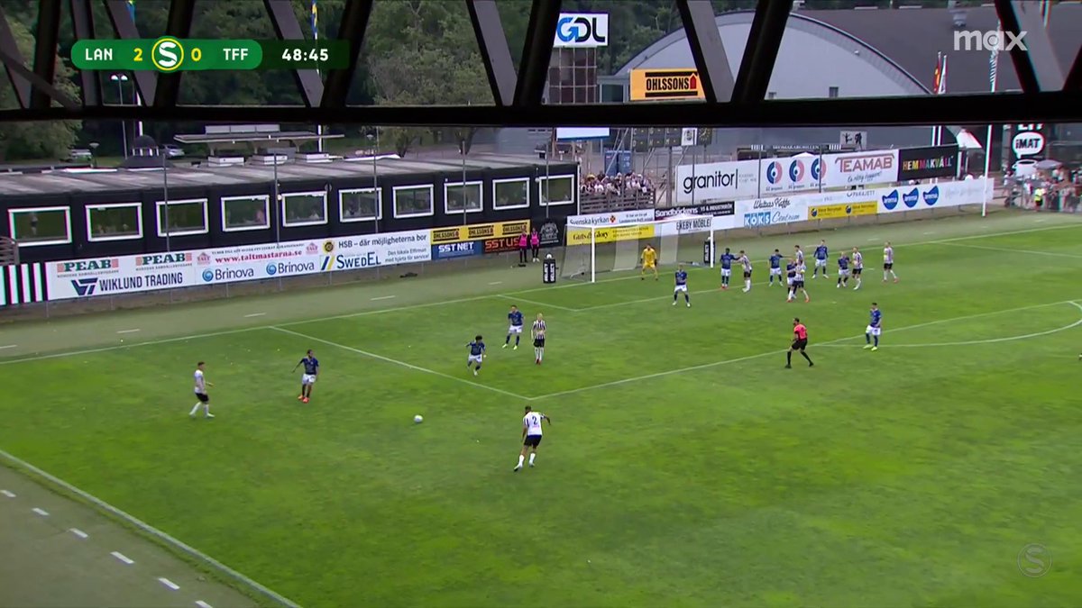 Adam Egnell dunkar in 2-0 för Landskrona BoIS! 📲 Se all kommande sport på vår nya streaming-hemmaplan Max, där du ser allt från Superettan.