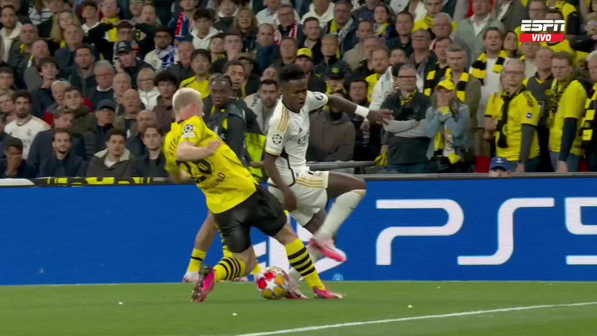 EL CAÑO DE VINÍCIUS, POR FAVOR. 🤯🇧🇷