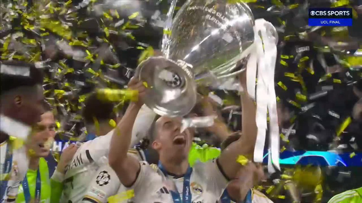 They're not new to this, they're true to this... REAL MADRID LIFT THE #UCL 🏆👏