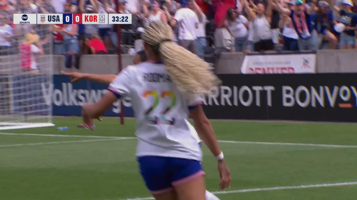 Mal with the opener in Colorado! 🇺🇸🇺🇸🇺🇸🇺🇸 #USWNT x Volkswagen