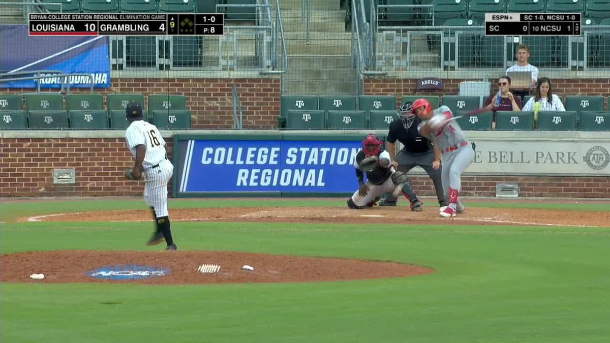 Watch this eephus get absolutely demolished
