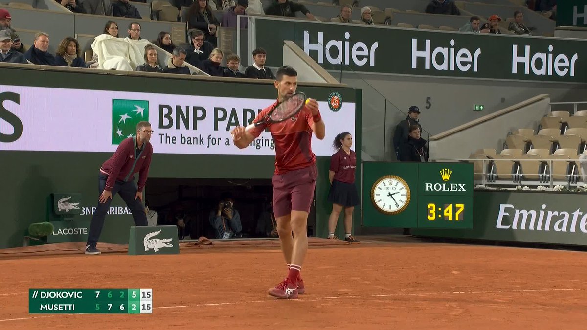 MUSETTI WITH ONE OF THE SHOTS OF THE YEAR 🤯🔥 #RolandGarros