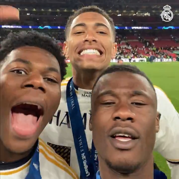 📺 SATURDAY NIGHT LIVE ft. Eduardo Camavinga! 🤣 #CHAMP15NS