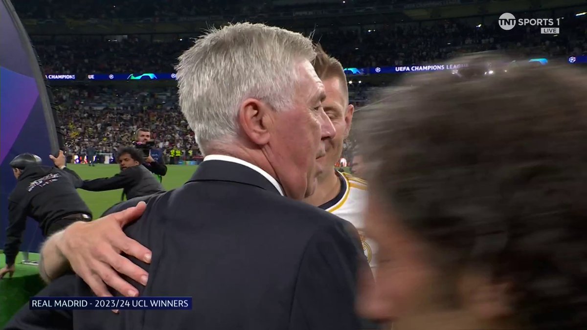 "He’s not a social media coach, he’s a proper coach. He comes from the meritocracy. Go to his office and look at his medals” 🥇 Nothing but facts from José Mourinho on Carlo Ancelotti after the #UCLfinal