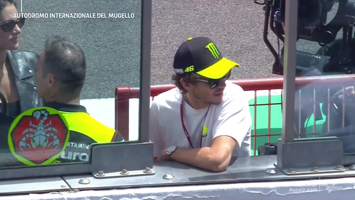 Hello, Valentino Rossi! 👋 #ItalianGP 🇮🇹