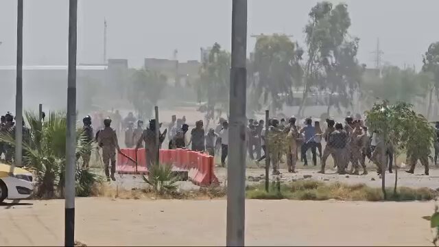 🔴 عقود 315 المطالبين بالتثبيت امام شركة نفط ذي قار يتعرضون للقمع .