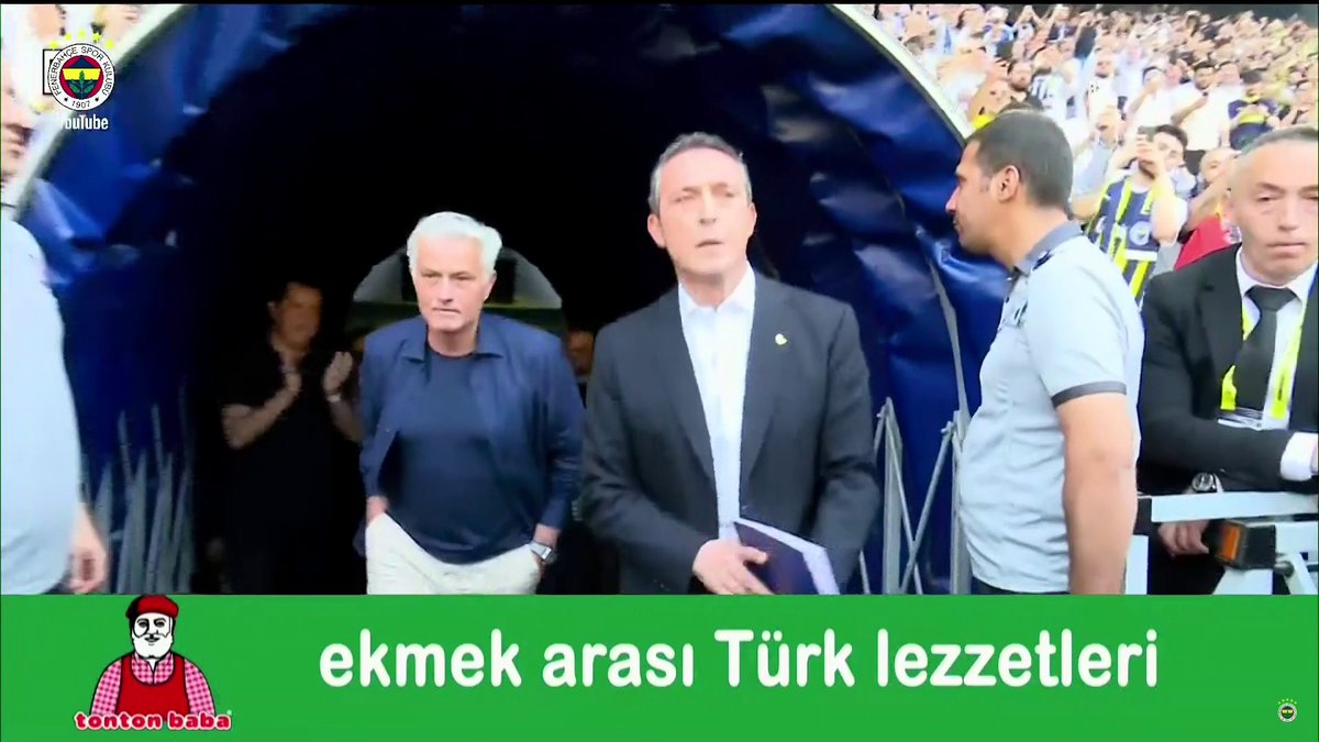 Jose Mourinho has been unveiled to Fenerbahce supporters as their new manager ✨ 📹: FB TV