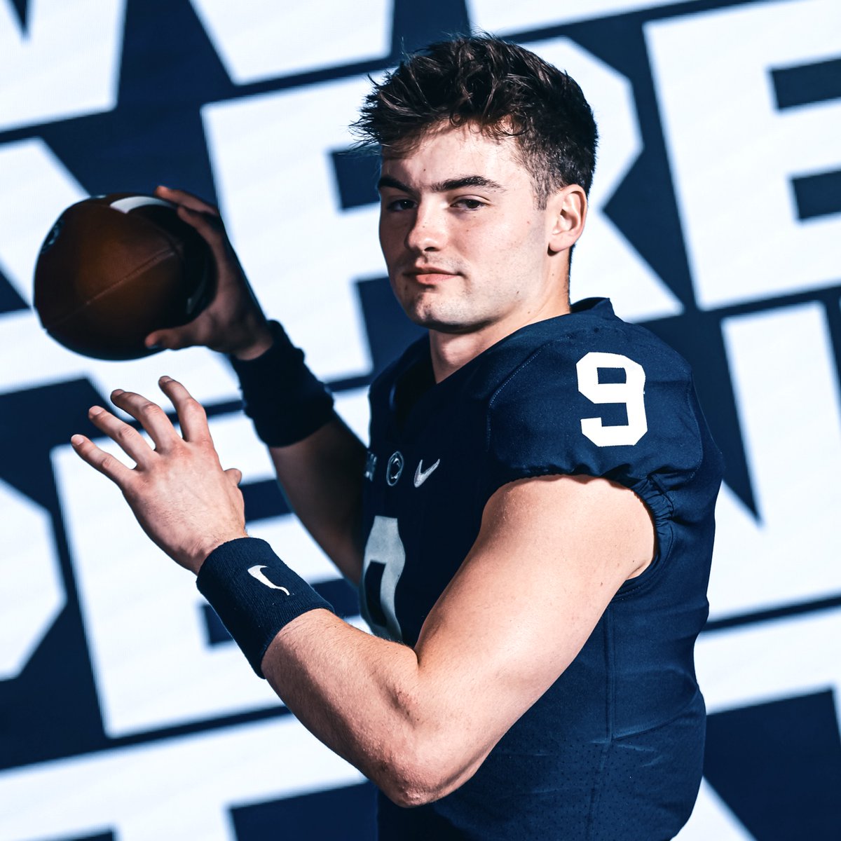 Beau Knows. 😏 #WeAre | @BeauPrib