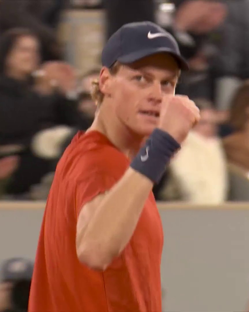 Una grande prova di maturitร : bravo Jannik! ๐ฉ๐ฎ๐น #EurosportTennis #RolandGarros #Sinner #Moutet