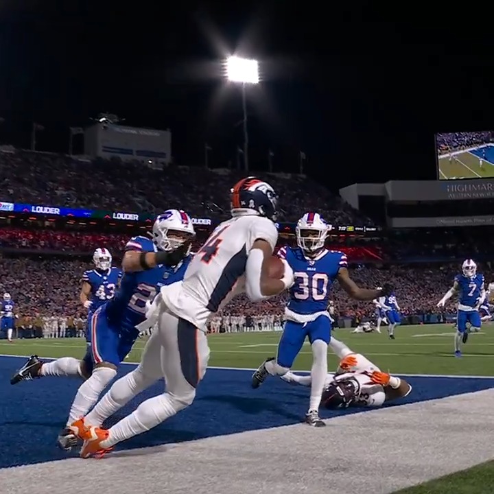 .Courtland Sutton had some of the craziest catches last season 😮‍💨 Which one was your favorite? 👀