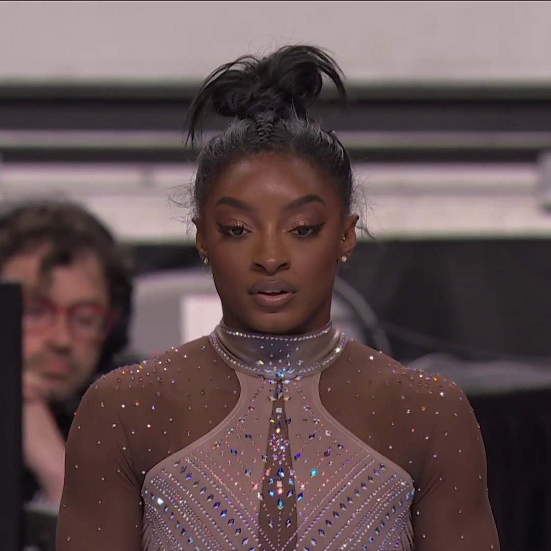 Simone Biles is off and running on the final night. 👏 #XfinityChamps | 📺 NBC &amp; Peacock
