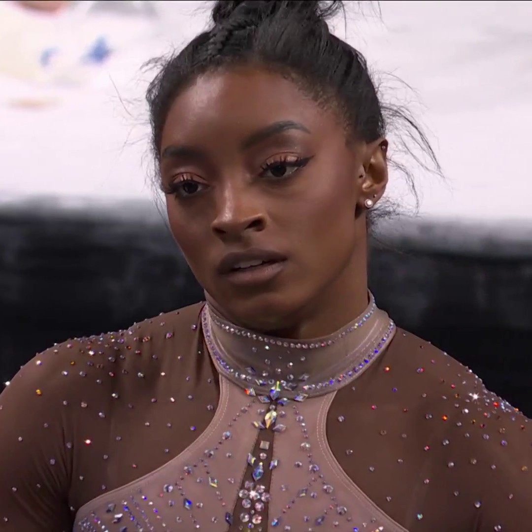 Simone Biles wrapped up her historic 9th U.S. all-around title with this uneven bars routine. ⭐️ #XfinityChamps