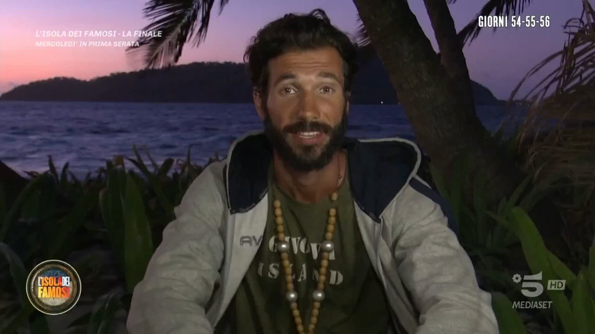 "Sono stato nominato 11 volte, sono stato salvato 11 volte, sono finalista e anche leader. È un bellissimo traguardo che mi ricorderò per sempre" ❤️🩹 Le parole di Artur! #Isola