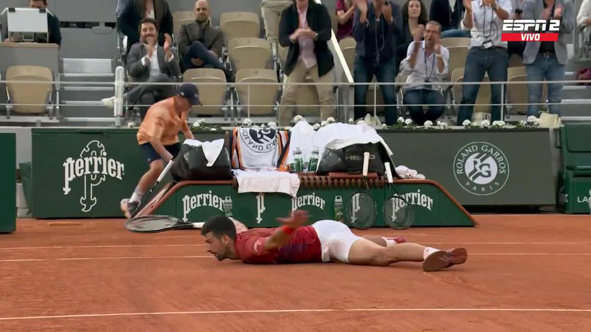 No tiene sentido el punto que ganó Djokovic. Otra locura de la cabra 🐐