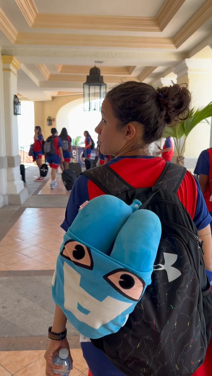 🏝️ Ya llegamos a Barra de Navidad listas para dejar todo en esta intensa preparación 🎄 👊🏼 Yam Franco con marca personal (no por mucho) 🤣 #DaleRebaño 🐐