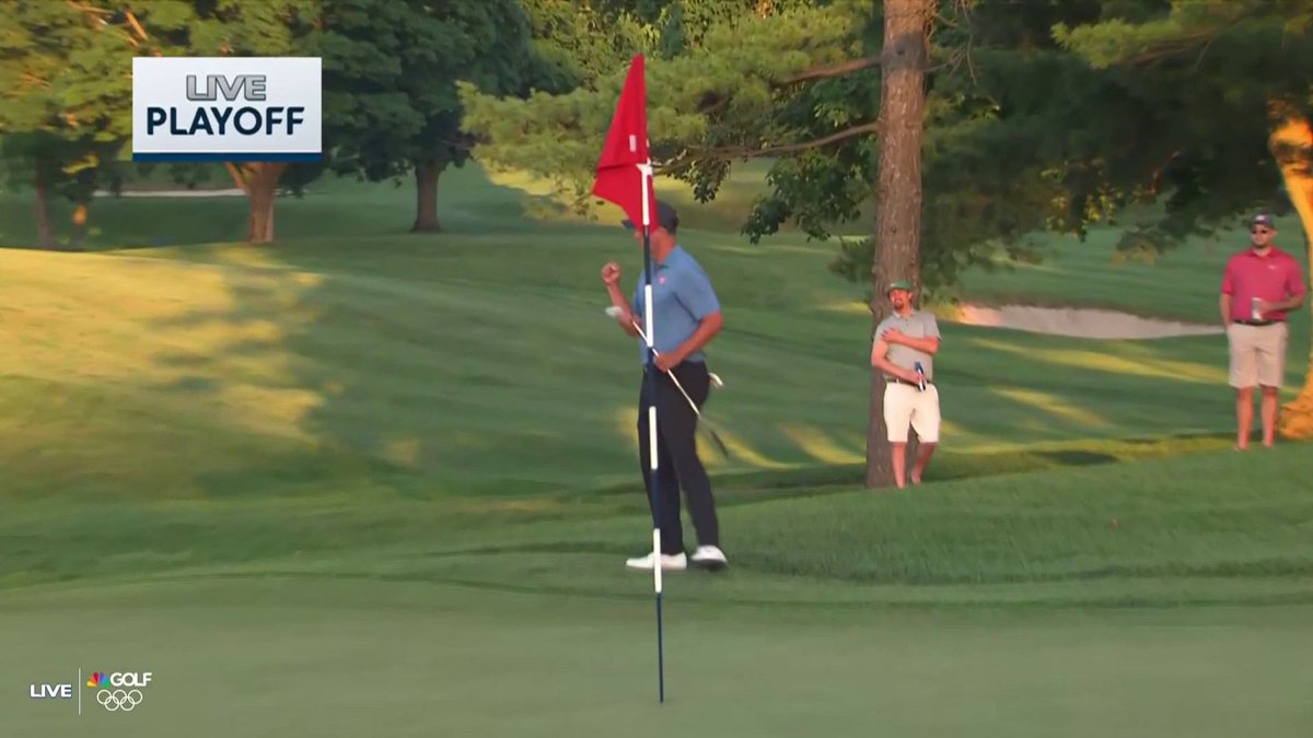 Adam Scott and Cam Davis are dueling in a playoff for the final U.S. Open spot at the Springfield qualifier.