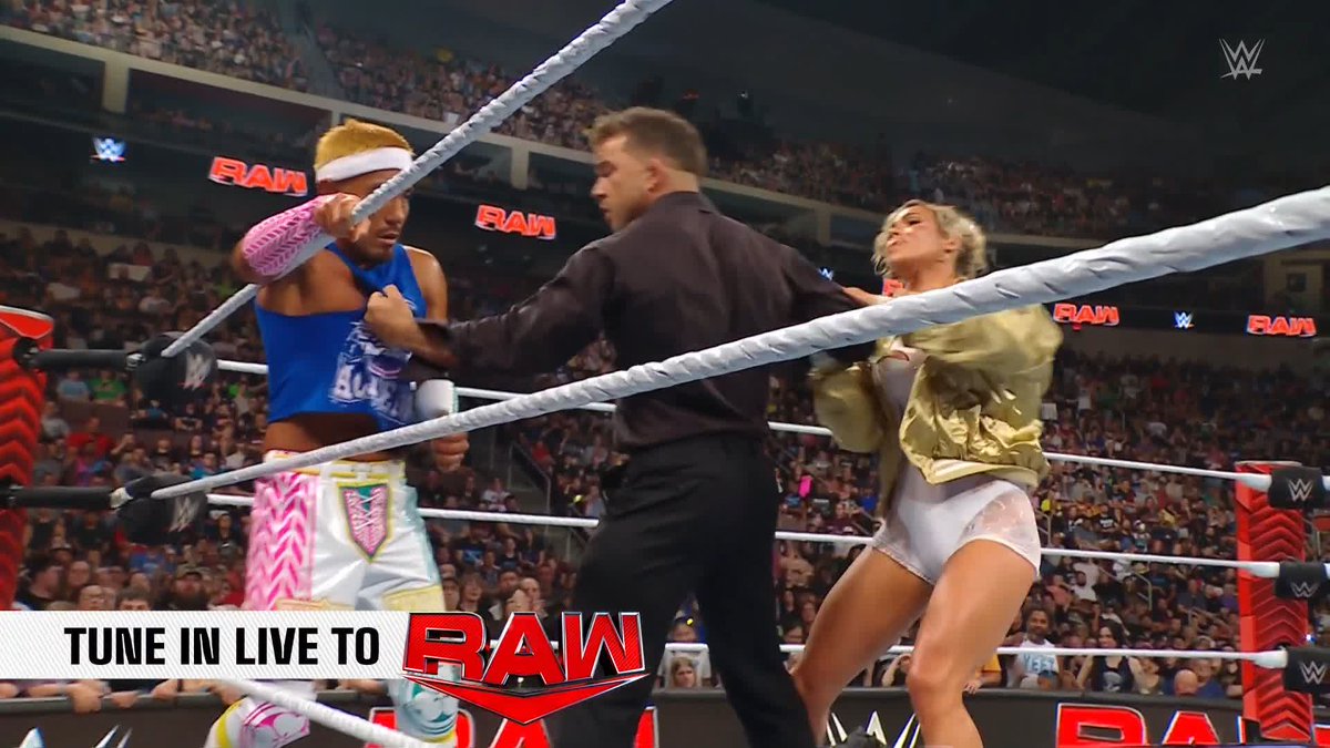 BREAKING ALL OUR HEARTS RIGHT NOW ๐๐๐ #WWERaw