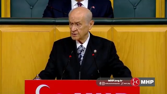 Doğudan batıya, kuzeyden güneye tüm Türkiye’de terörist belediye başkanı, terörist milletvekili istemiyoruz.