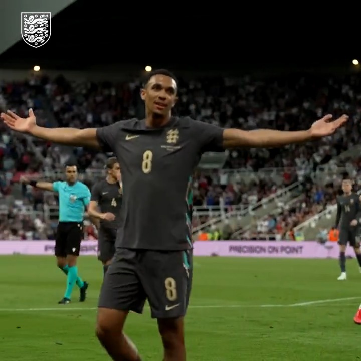 It gets better with every watch 😍 👏 Trent Alexander-Arnold