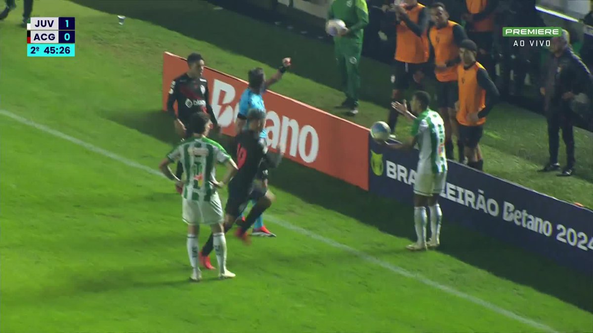 Fez muita cera e foi expulso Juizão exagerou ou fez o certo???