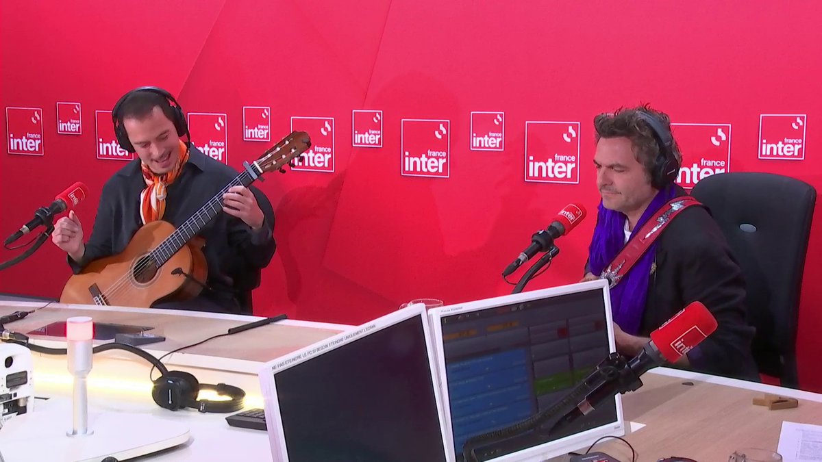 Matthieu Chedid et Thibault Cauvin interprètent la "Gnossienne 1" d'Erik Satie... à la guitare, dans #le710inter