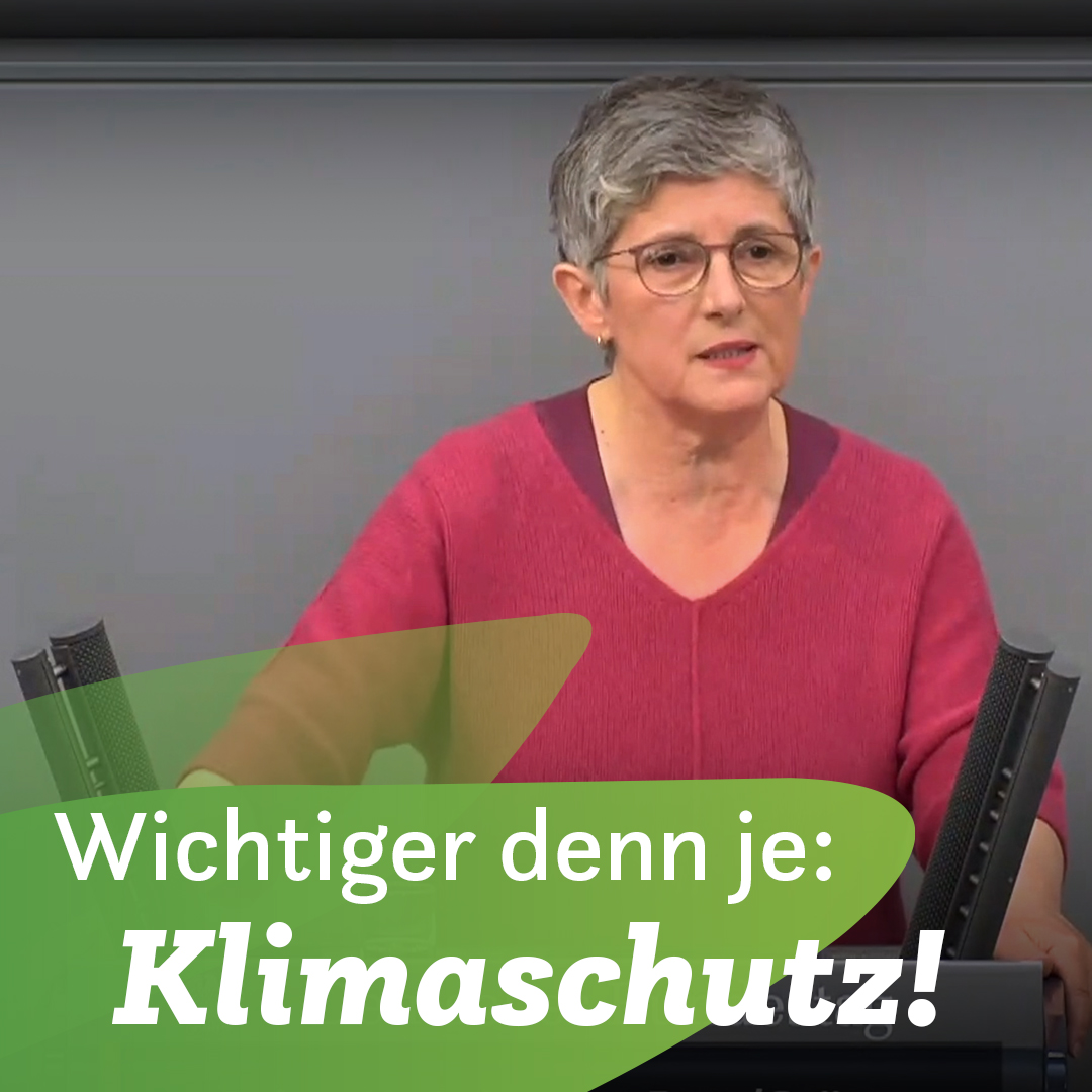 Die Klimakrise betrifft uns bereits jetzt, das zeigen die Hochwasserkatastrophen in diesem Jahr. Es ist Aufgabe des Staates für die Sicherheit der Bürger*innen zu sorgen. Deswegen müssen wir Klimaschutz voranbringen und besser auf Katastrophen vorbereitet sein. Britta Haßelmann 👇