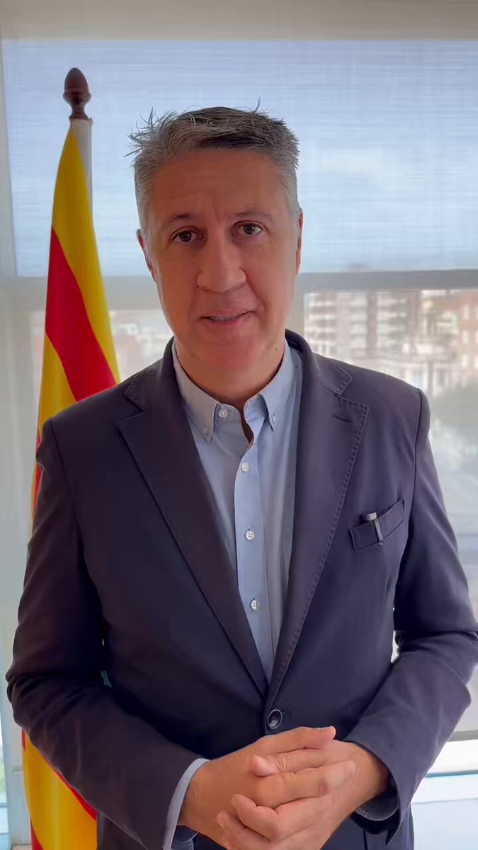 Detenemos a un individuo con 60 teléfonos móviles, 8 ordenadores y 4 tabletas robadas. La única respuesta justa es la expulsión de este delincuente. #Badalona