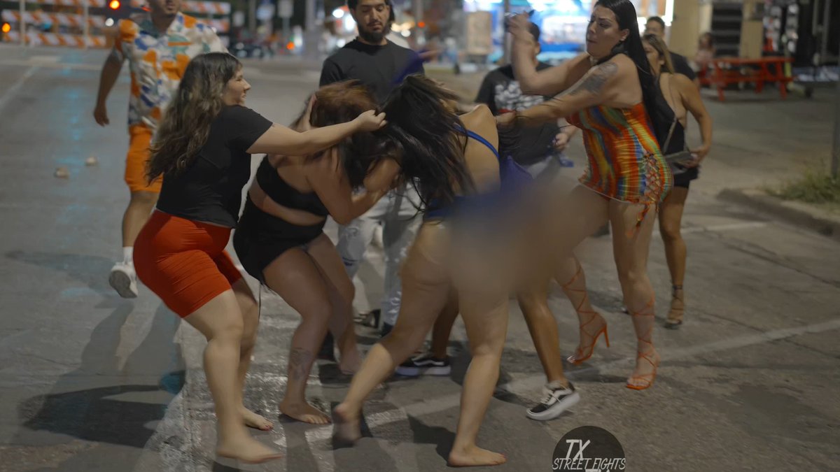 Chicks Brawl Downtown Austin TX #fight #6thstreet #crazyfight #girlfight fight