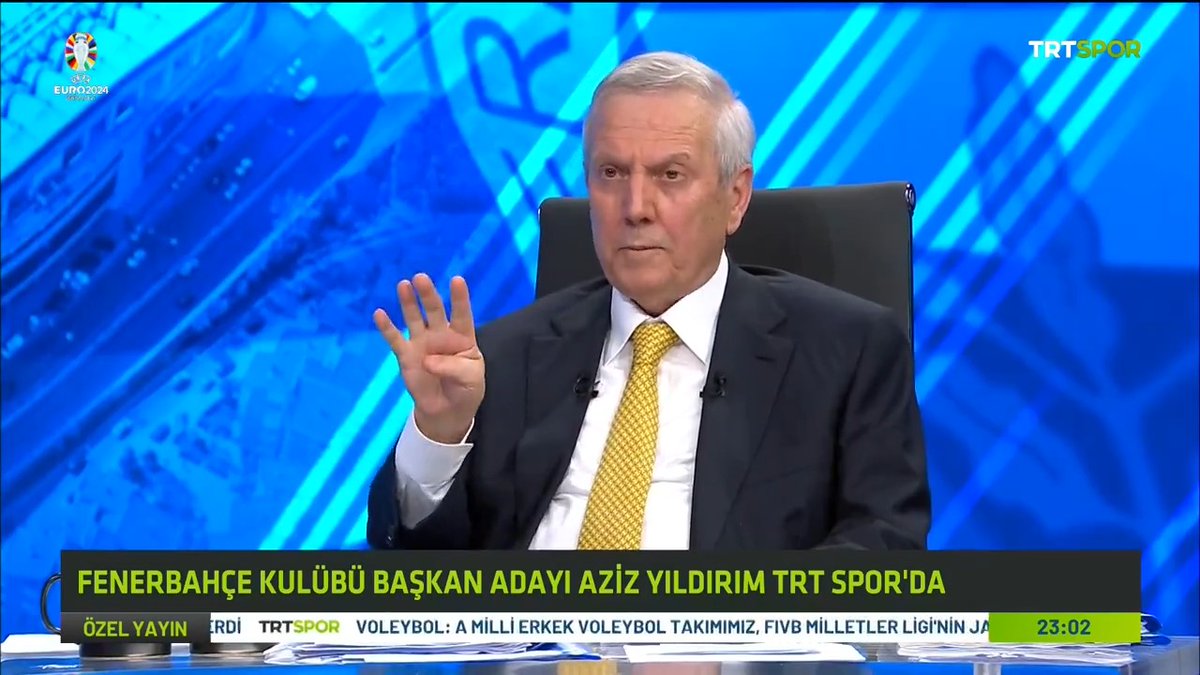 Aziz Yıldırım: Banka borcunun kapanması lazım. Yoksa Fenerbahçe her sene 70 milyon dolar civarı faiz ödeyecek. Yoksa 5 sene sonra ana paranın üstüne çıkar. Bunları çözmemiz lazım. Her şey Fenerbahçe için.