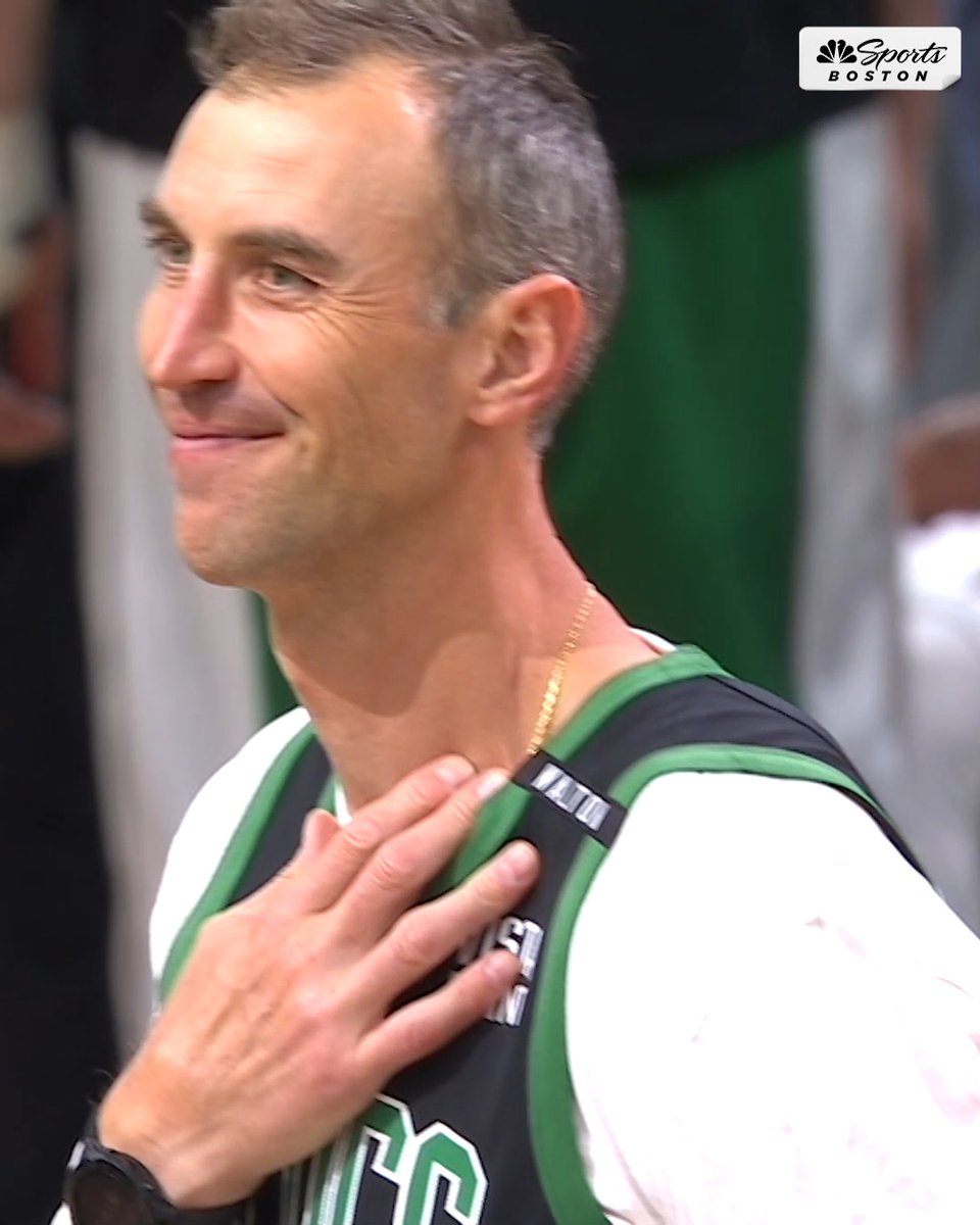 Zdeno Chara honored at the Garden 💚
