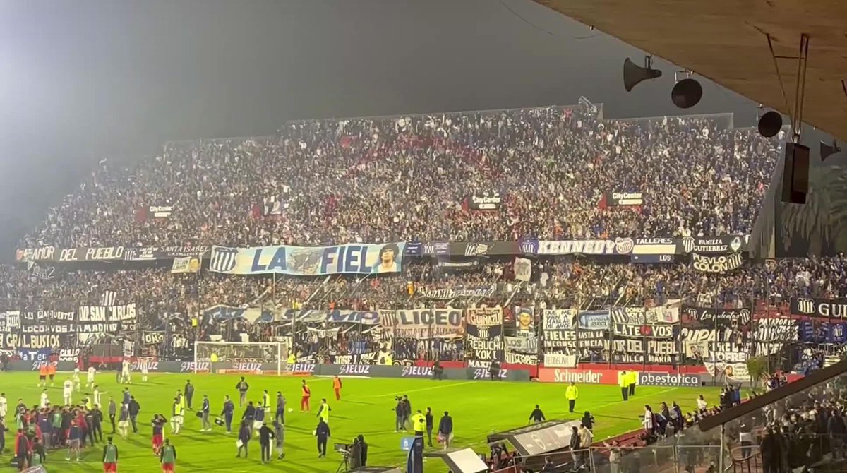 ¡¡FIESTA DE LA T EN EL COLOSO DEL PARQUE!! Tras el silbatazo final, así deliró la popular de Talleres (EXPLOTADA) el triunfo vs. Colón y el pasaje a octavos de final en la Copa Argentina... 👏👏
