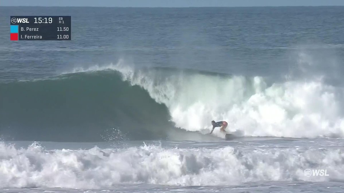 #BryanPerez showing the entire CT he’s right at home. 💥 We’ll be seeing this wildcard in the Round of 16 at Punta Roca following this 8.83 and his first heat win in El Salvador. 📺 Now LIVE. @SurfCity #ElSalvadorPro @Corona
