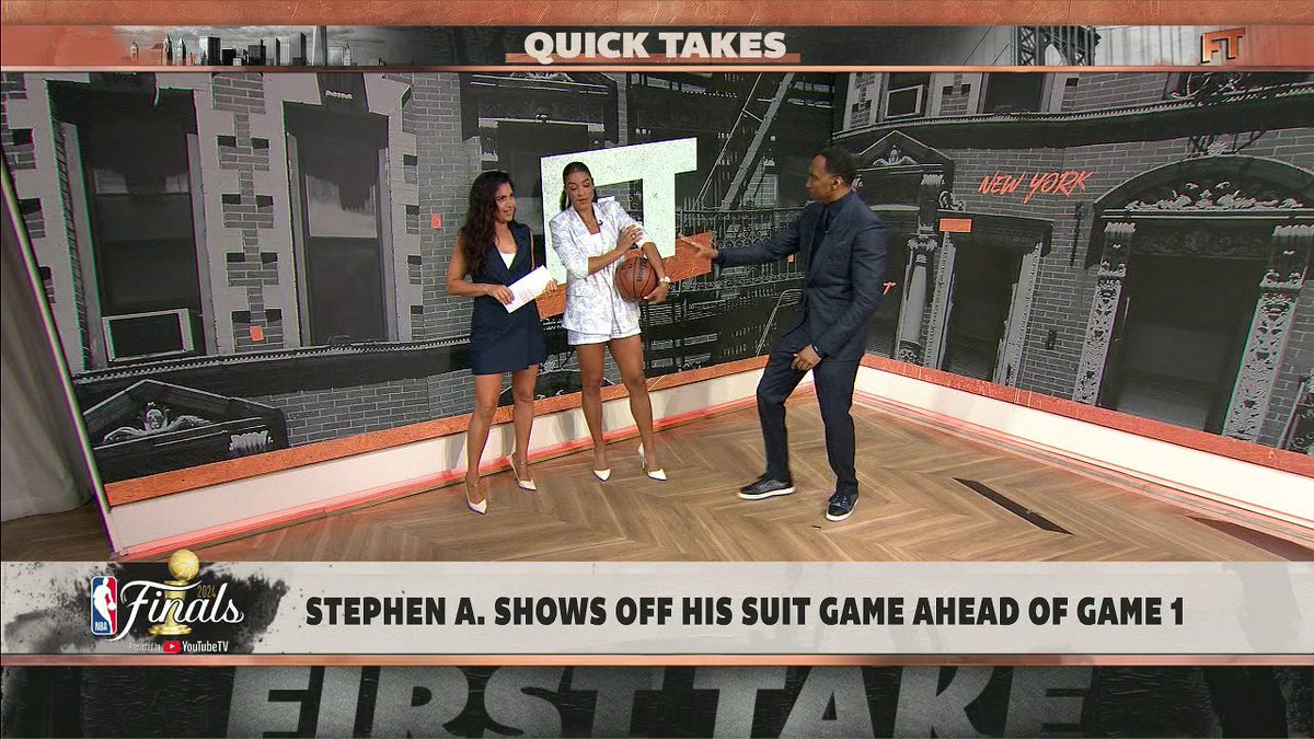 .@andraya_carter and Molly Qerim critique Stephen A Smith's pregame tunnel walk 😂
