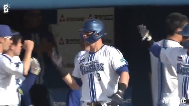 一振りで試合を振り出しに戻す！💪 #オースティン 選手の2試合連続弾となる同点3ランアーチが飛び出す！🔥🔥🔥 8回裏 DB 3 - 3 H #baystars