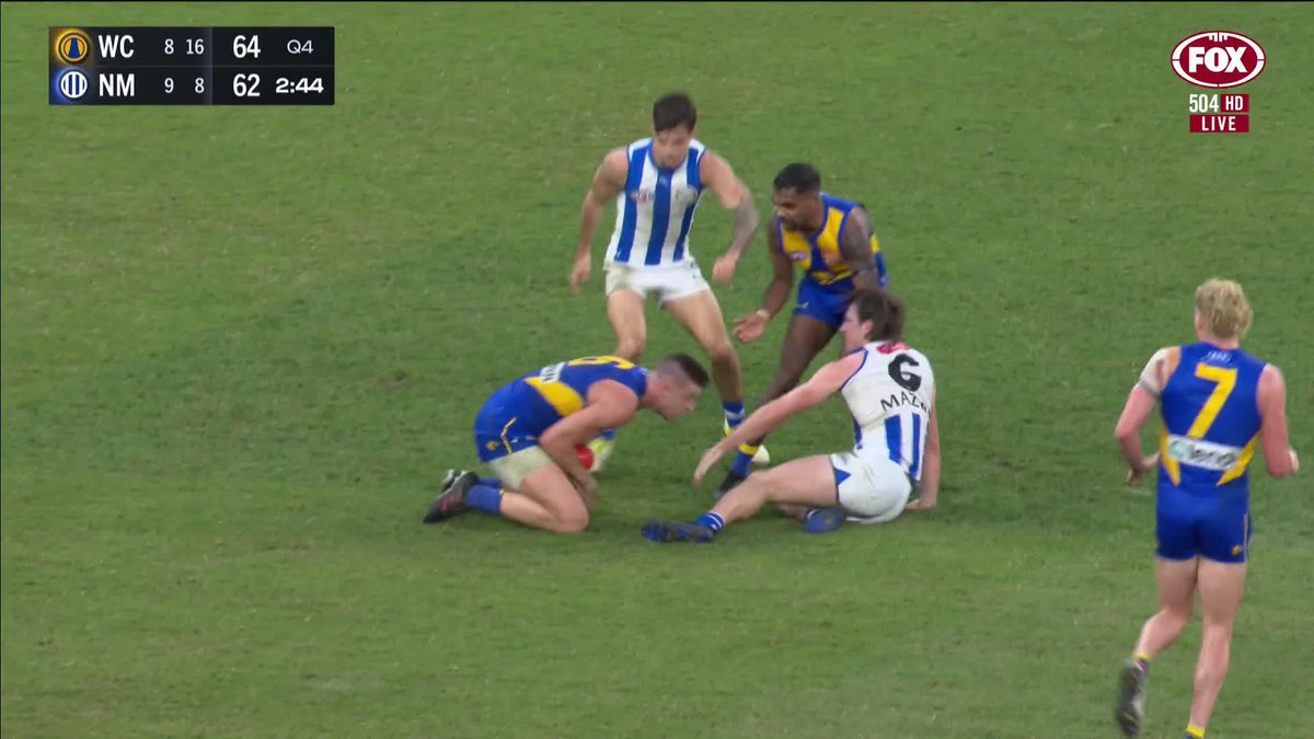 Simpkin puts the Roos back in front after this was called caught with the ball! 👀 📺 Watch #AFLEaglesRoos LIVE on ch. 504 or stream on Kayo: ✍️ BLOG 🔢 MATCH CENTRE