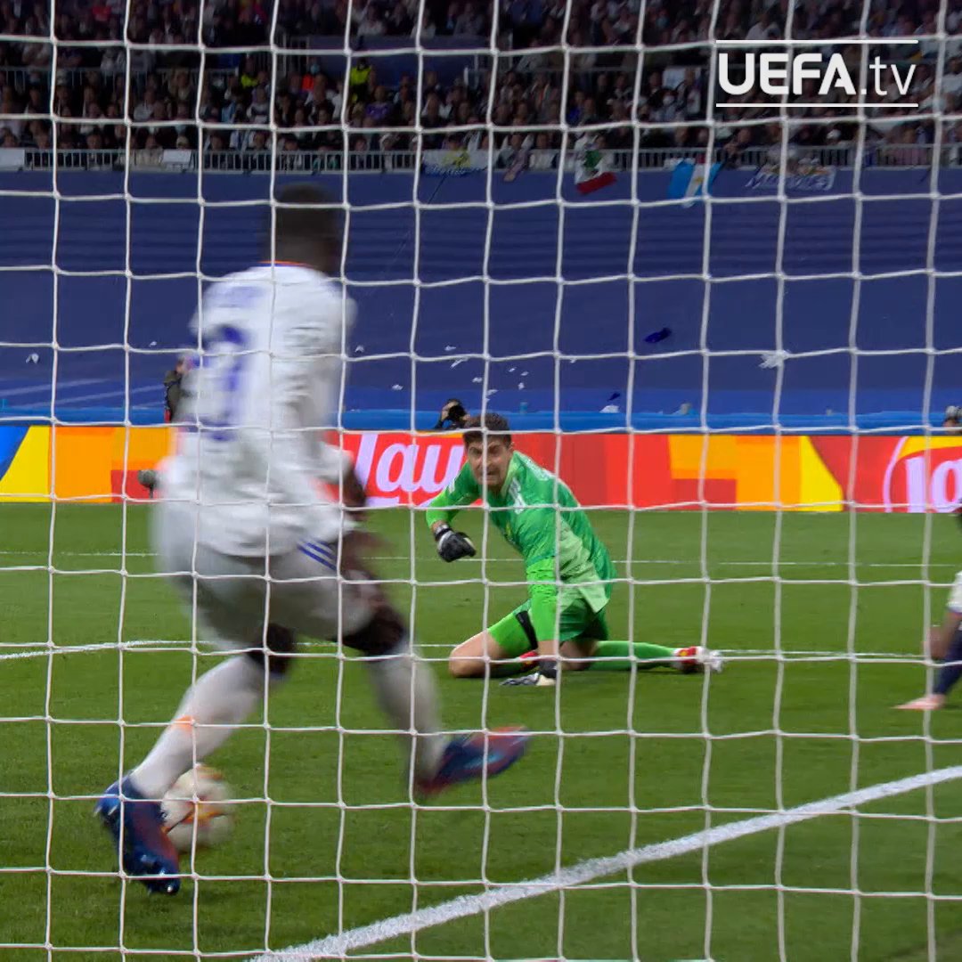 ▪️No lo dribla nadie ▪️No pierde un partido de Liga en el Bernabéu ▪️Se convierte en Zidane ocasionalmente ▪️No se cansa nunca ▪️Es un héroe que rehuye el protagonismo Feliz cumpleaños, Ferland Mendy